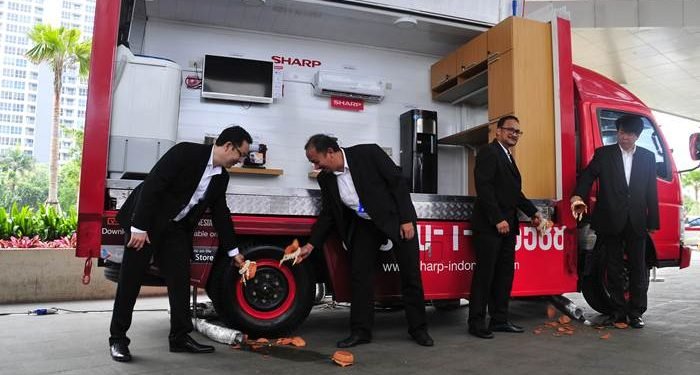 Sharp, Hadirkan Mobile Service Station 1 Sharp, Hadirkan Mobile Service Station