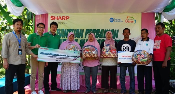 SHARP Indonesia MembangunWarung Inisiatif