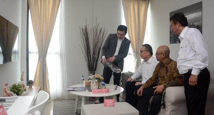 Topping Off Monroe Apartemen Jababeka Residence