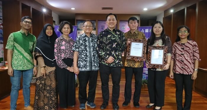 Propan Raya Raih Sertifikat SNI & GLI 1 Propan Raya Raih Sertifikat SNI & GLI