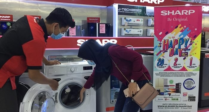 a.Penjelasan Mengenai Program SLD Happy Day Kepada Konsumen