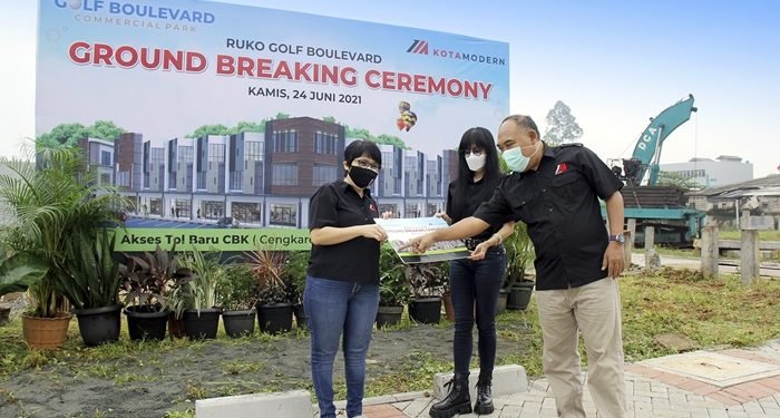 PT Modernland Realty Tbk. Ground Breaking Ruko Golf Boulevard Commercial Park