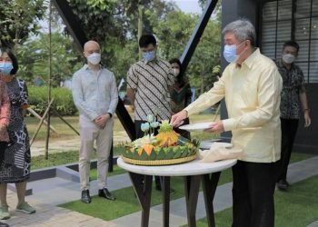 Perpaduan Konsep Artisan dan Keseimbangan Unsur Alam di  Synthesis Huis