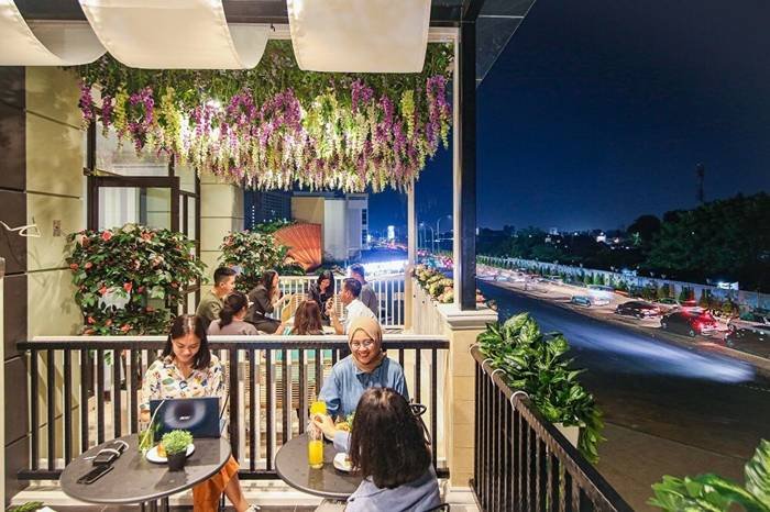 a6df702ad-76df-42f4-9d21-13be449f5107