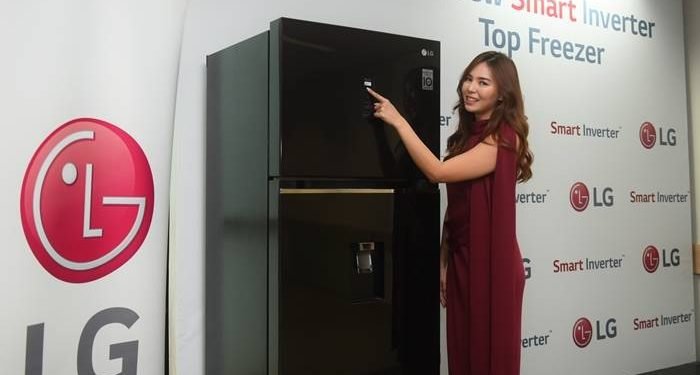 LG Kenalkan Kulkas Dua Pintu yang Unik 1 LG Kenalkan Kulkas Dua Pintu yang Unik