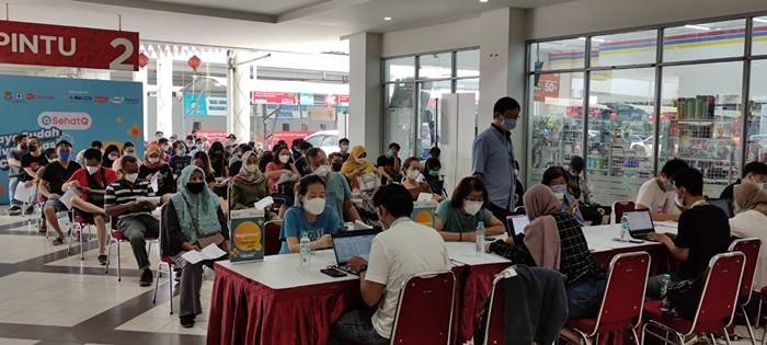 Warga BSD City Dapatkan Vaksin Booster melalui Aplikasi One Smile 1 Warga BSD City Dapatkan Vaksin Booster melalui Aplikasi One Smile