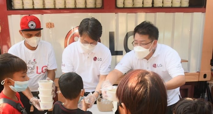 LG Berbagi Di Tengah Momen Lebaran 1 LG Berbagi Di Tengah Momen Lebaran