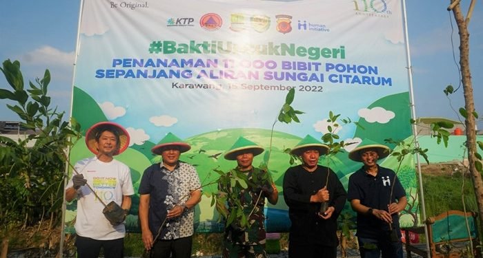 Sharp Corporation Peringati Hari Jadinya yang Ke- 110 5 Sharp Corporation Peringati Hari Jadinya yang Ke- 110