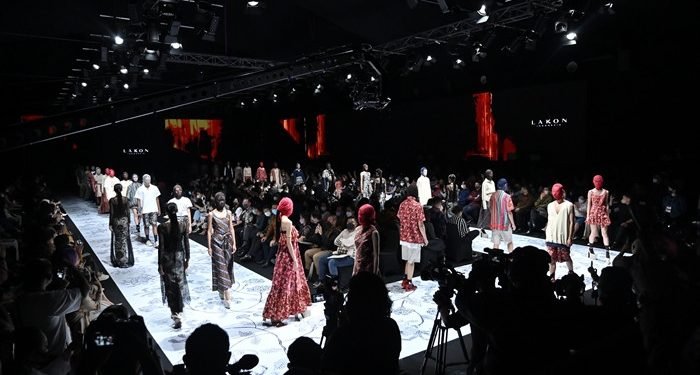 Lorong Waktu Menutup JF3 Fashion Festival 2022