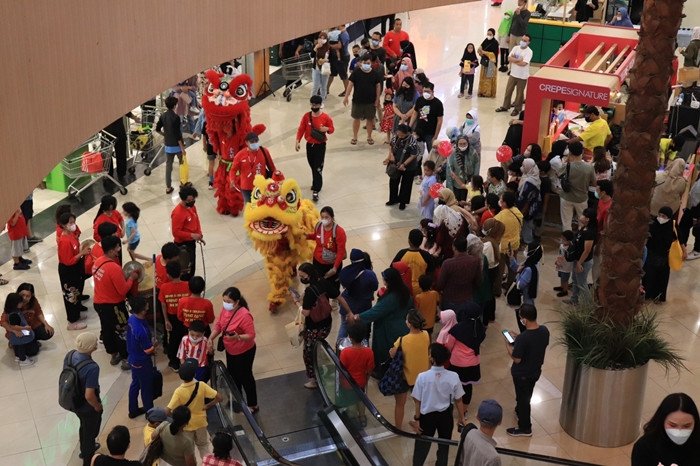 Serunya Atraksi Barongsai di Mal Milik Metropolitan Land 2 a064cac3c-2236-4205-8c47-8c927acd7213