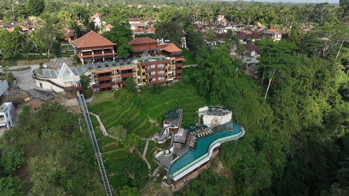 a9ce21c8f-d642-482b-8791-b838b67d91f7