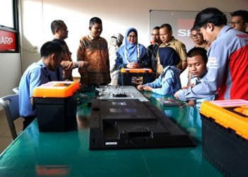 Sharp Indonesia Dukung Program Revitalisasi SMK