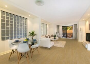 Penghargaan Superbrands 2024 untuk Kategori Lantai Vinyl