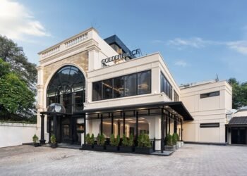 Golden Black Gourmet, Destinasi Kuliner Terbaru di Kemang Timur