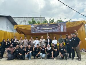 Fortress Bagikan 2000 Paket Sembako Kepada Kaum Duafa 2 a7f3f182b 6c29 4c6e 9654 53ab12e53fa2