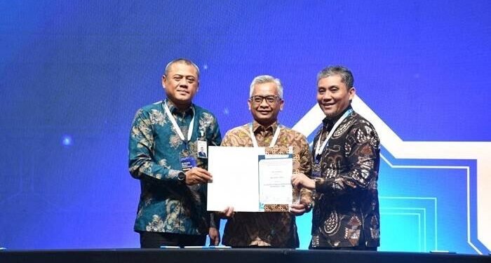 BP Tapera dan BSI Perkuat Sinergi Pembiayaan Perumahan Syariah bagi Guru Pesantren 8 WhatsApp Image 2026 10 17 at 14.08.55